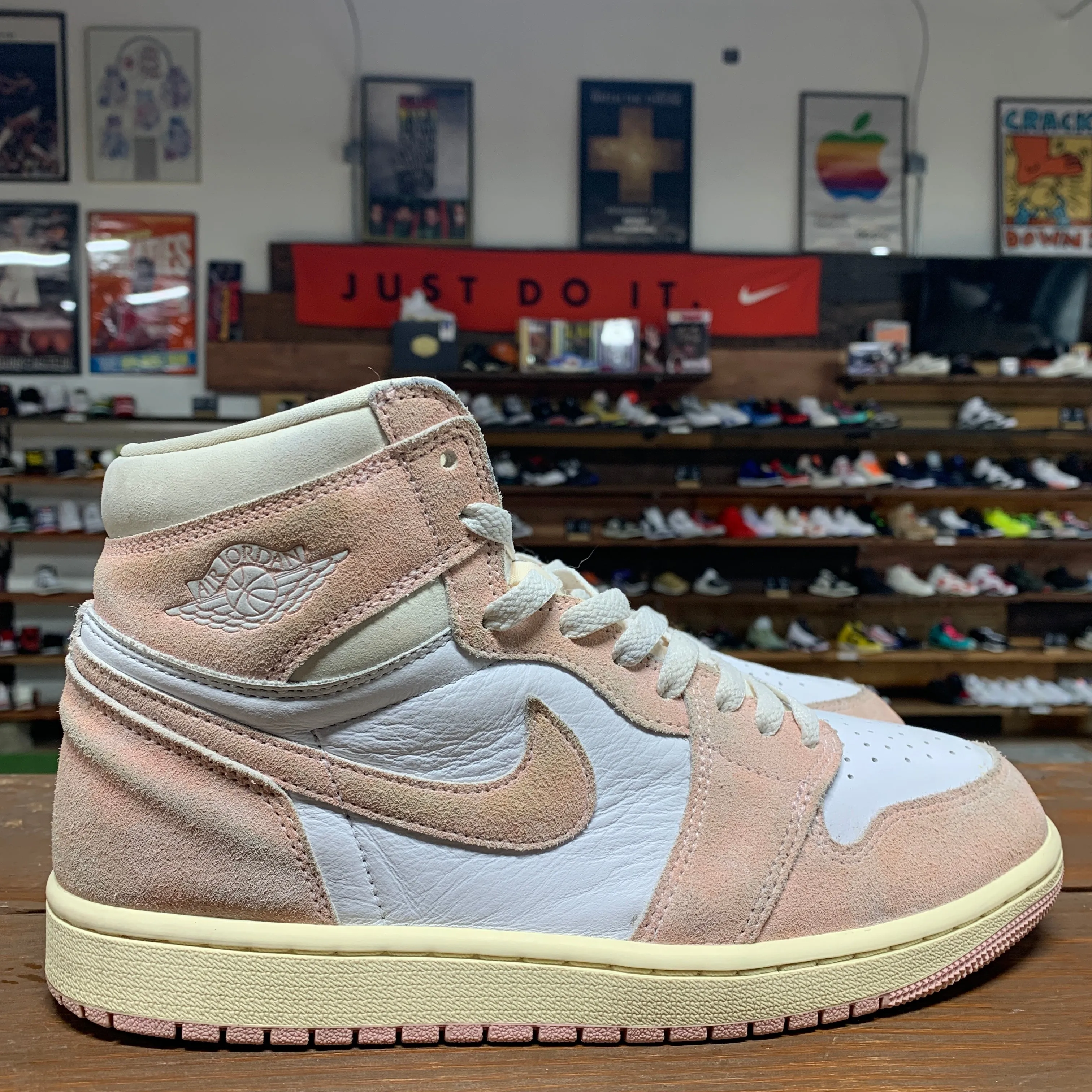 Jordan 1 'Washed Pink' Size 9.5W/8M