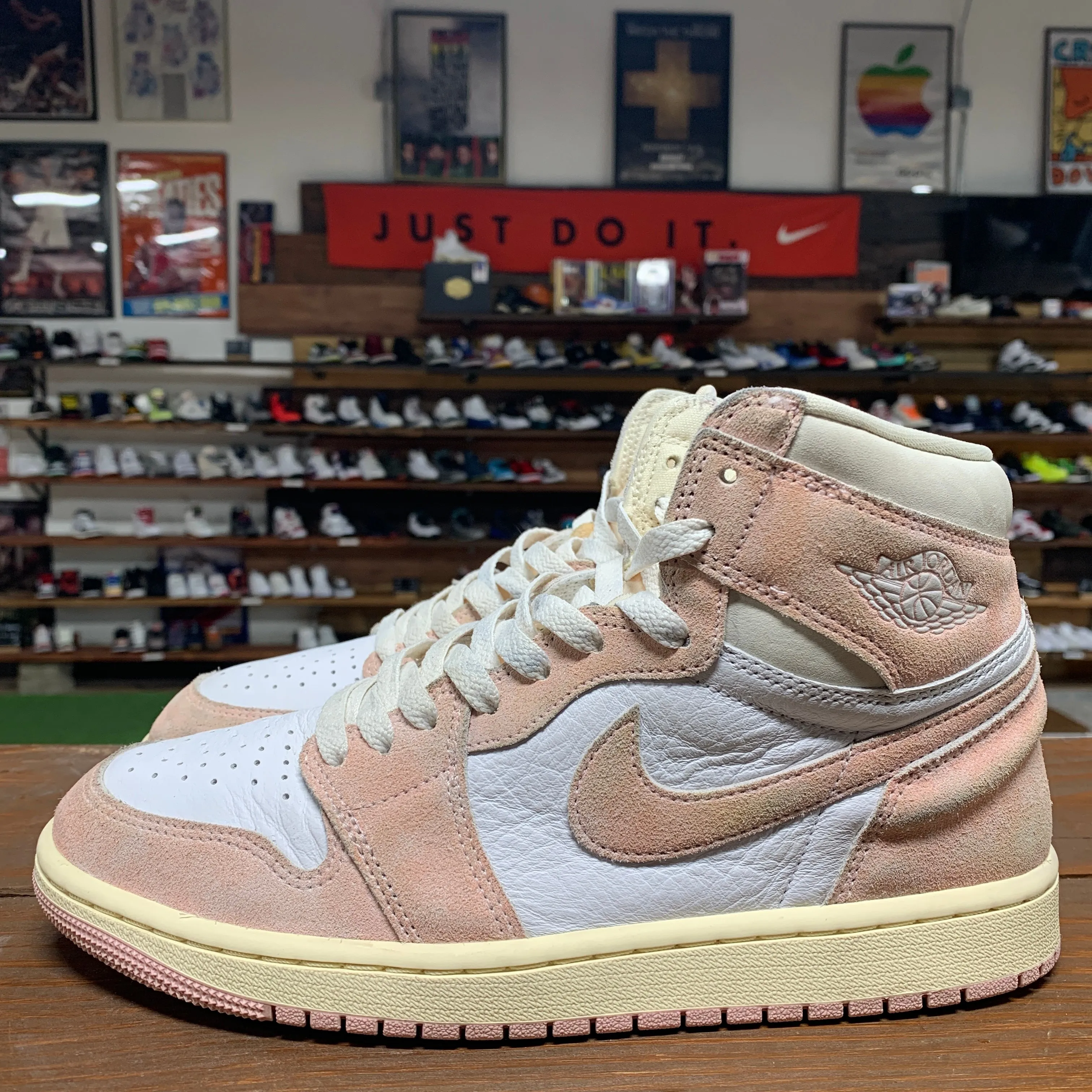 Jordan 1 'Washed Pink' Size 9.5W/8M